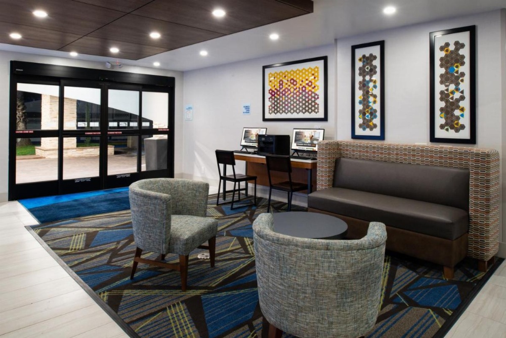 Holiday Inn Express Santa Rosa North Image 18