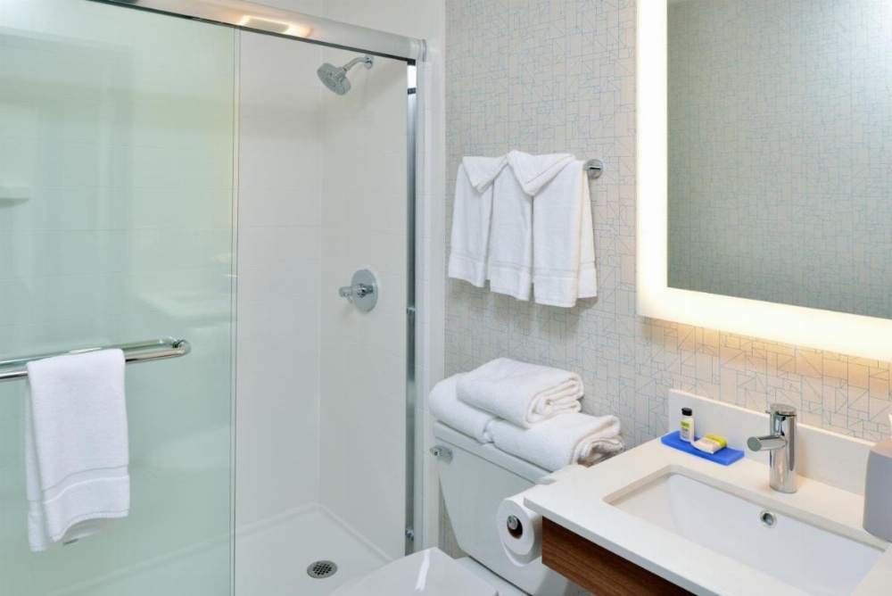 Holiday Inn Express Santa Rosa North Image 29